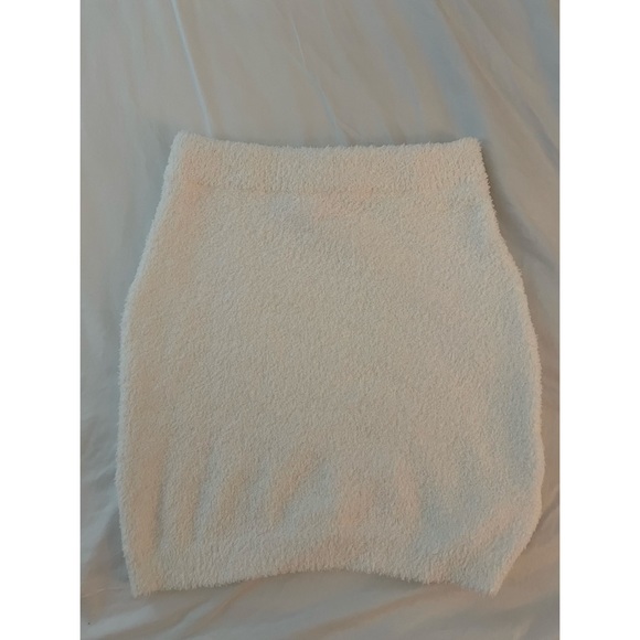 Must go before Jan 7th! Dolls Kill Fuzzy Halter Top & Skirt Set Size S - Picture 3 of 4